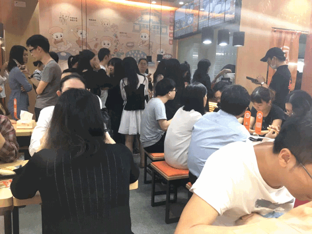 爆爆爆爆！如意餛飩廣東首店開業持續火爆，不怕你不來~